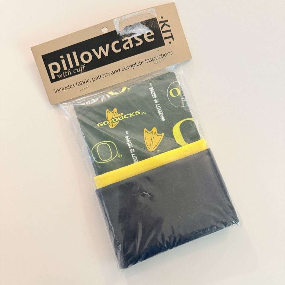 Oregon Ducks Pillowcase Kit University UO College Dorm Room Craft Sewing Gift